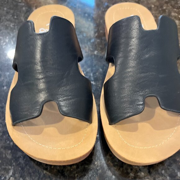 Corkys "Bogalusa" Slip on Sandal Black Smooth Sz 6 - Picture 2 of 8